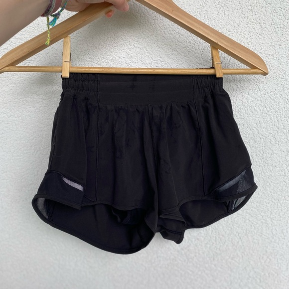 LULULEMON LOW RISE SHORTS! - Picture 2 of 2